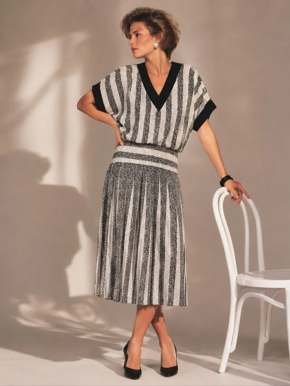Vintage 90s JT Dress Black & White Pleated Abstract Midi Dress